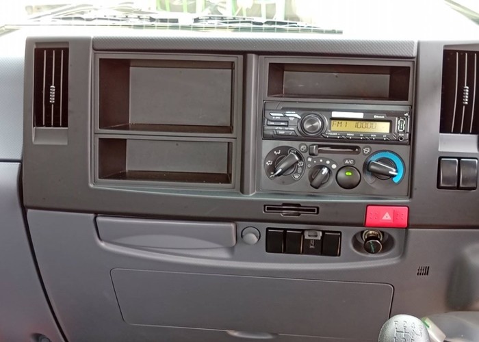 Used 4
                    ISUZU
                     for Sale Image