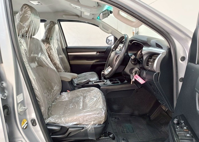 Used 12
                    TOYOTA
                     for Sale Image