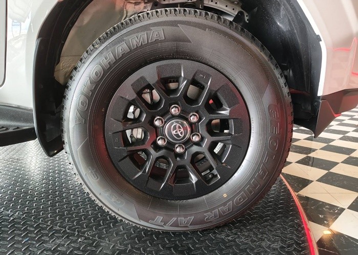 Used 4
                    TOYOTA
                     for Sale Image