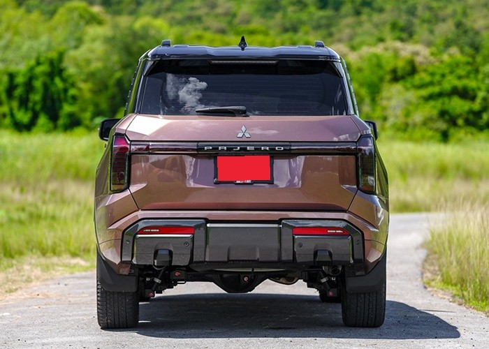 Used 1
                    MITSUBISHI
                     for Sale Image