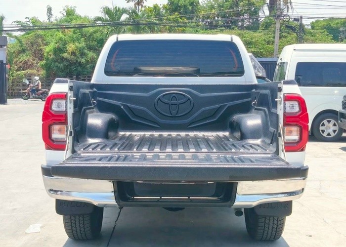 Used 12
                    TOYOTA
                     for Sale Image