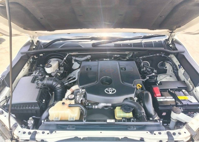 Used 12
                    TOYOTA
                     for Sale Image