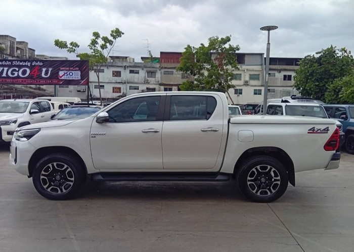 Used 7
                    TOYOTA
                     for Sale Image