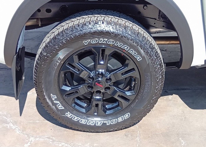 Used 6
                    NISSAN
                     for Sale Image