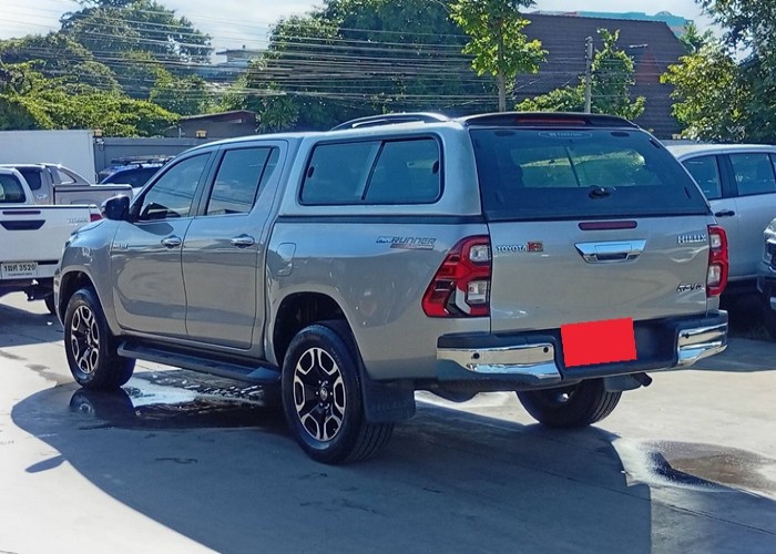 Used 8
                    TOYOTA
                     for Sale Image