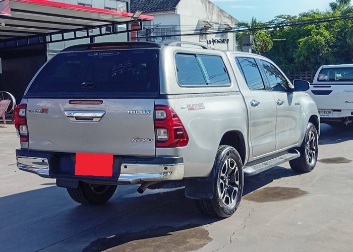 Used 8
                    TOYOTA
                     for Sale Image
