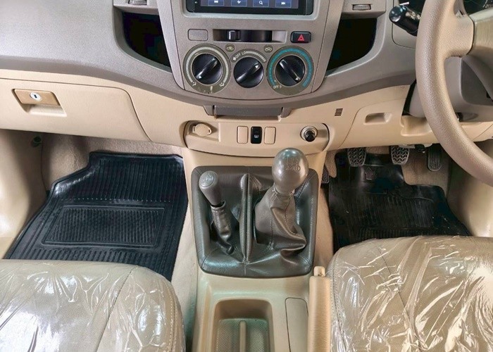 Used 12
                    TOYOTA
                     for Sale Image