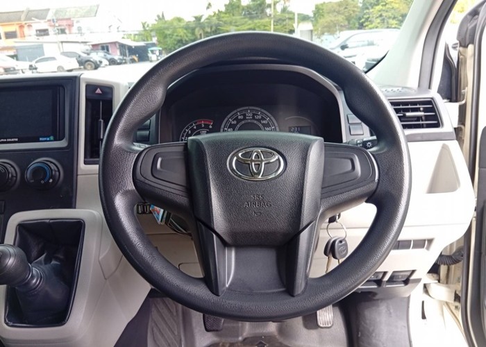 Used 12
                    TOYOTA
                     for Sale Image