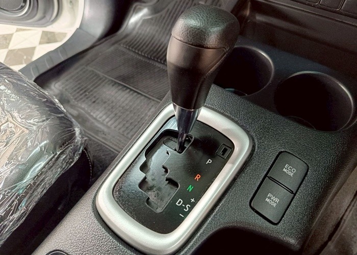 Used 6
                    TOYOTA
                     for Sale Image