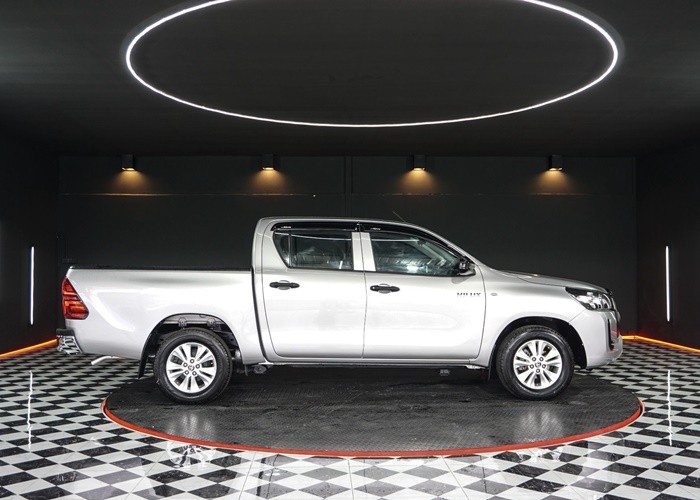 Used 11
                    TOYOTA
                     for Sale Image