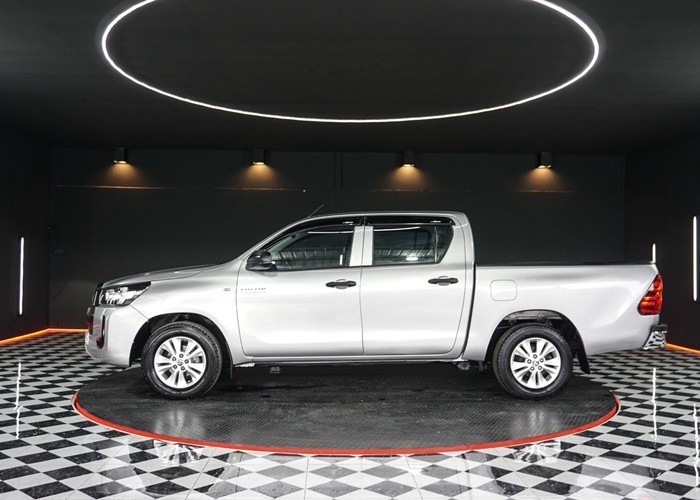 Used 11
                    TOYOTA
                     for Sale Image