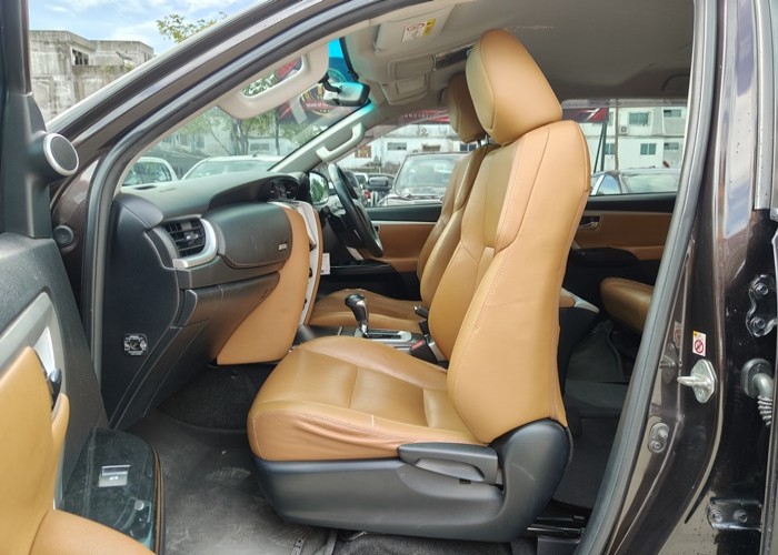 Used 1
                    TOYOTA
                     for Sale Image