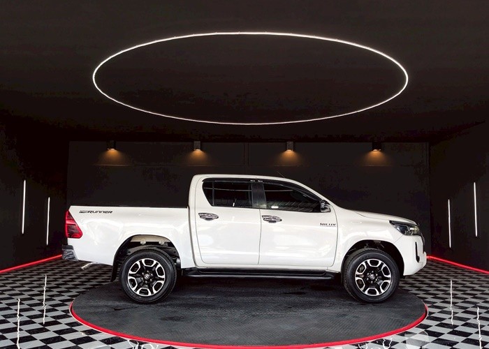 Used 5
                    TOYOTA
                     for Sale Image
