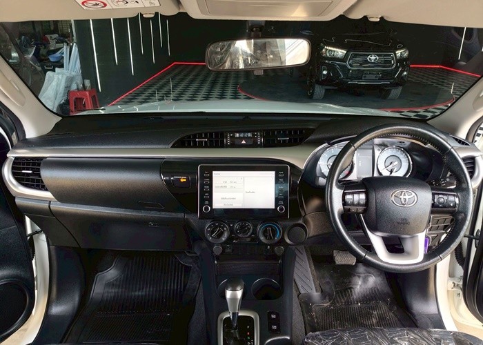 Used 5
                    TOYOTA
                     for Sale Image
