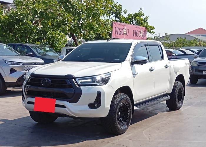 Used 6
                    TOYOTA
                     for Sale Image