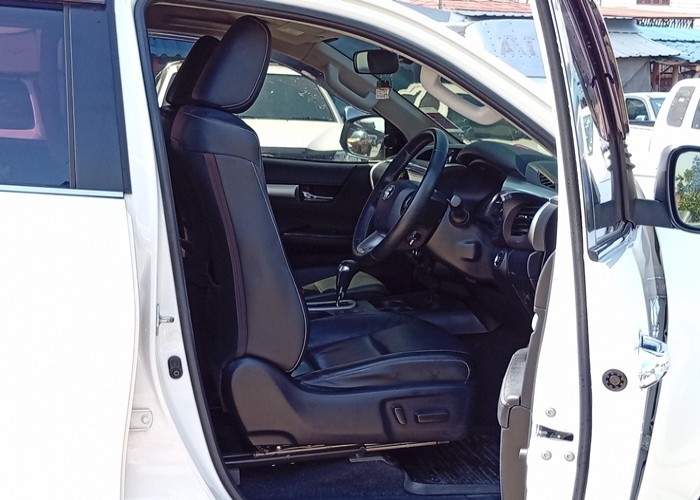 Used 6
                    TOYOTA
                     for Sale Image