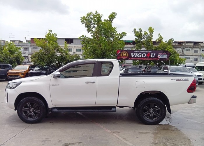 Used 8
                    TOYOTA
                     for Sale Image