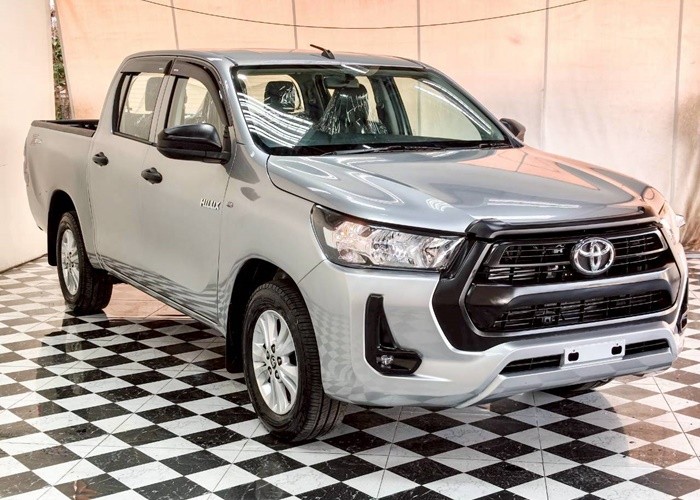 Used 11
                    TOYOTA
                     for Sale Image