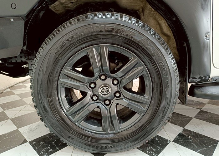 Used 11
                    TOYOTA
                     for Sale Image