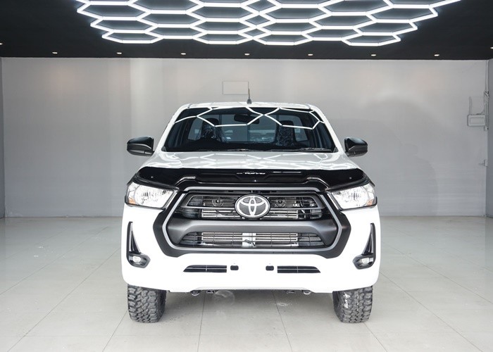 Used 5
                    TOYOTA
                     for Sale Image
