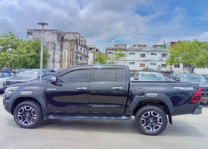 Used 11
                    TOYOTA
                     for Sale Image