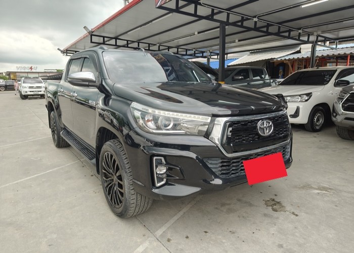 Used 8
                    TOYOTA
                     for Sale Image