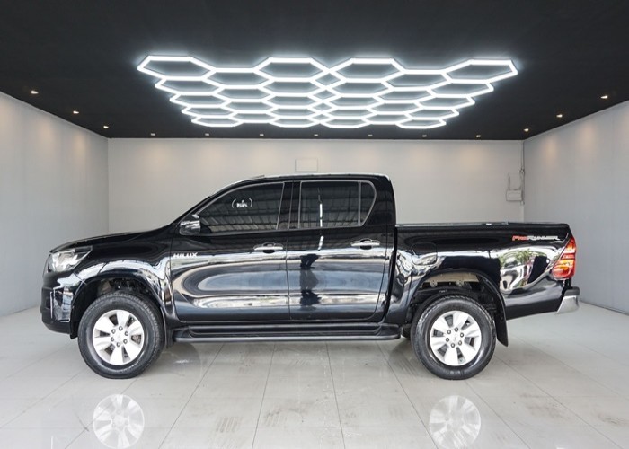 Used 7
                    TOYOTA
                     for Sale Image