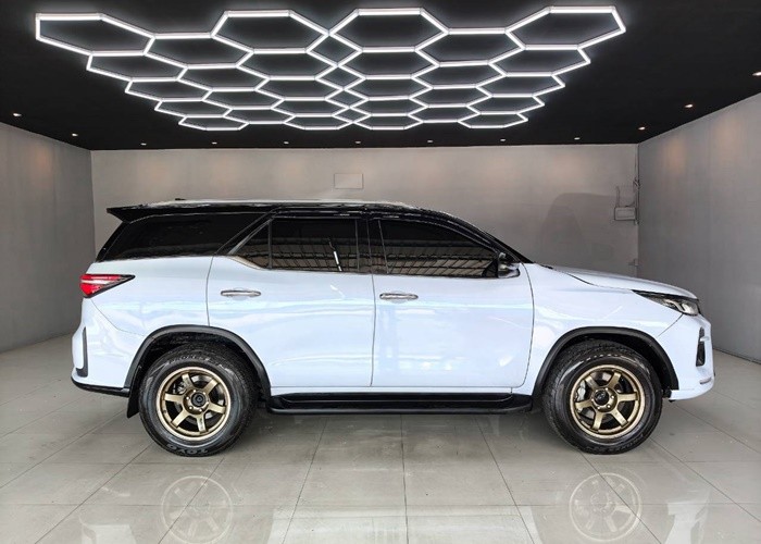 Used 7
                    TOYOTA
                     for Sale Image