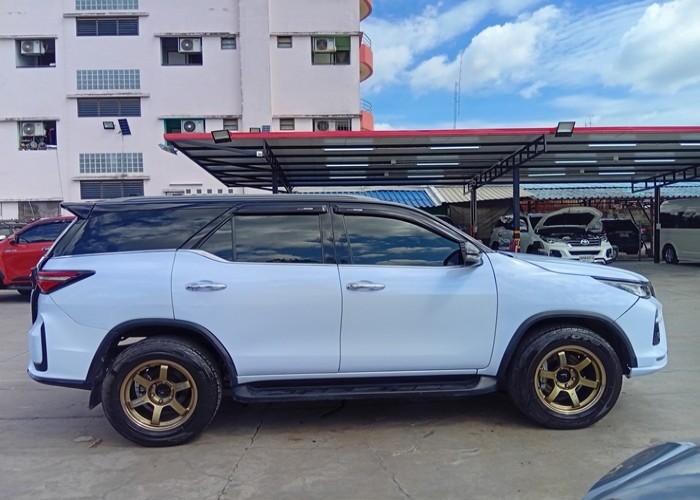 Used 7
                    TOYOTA
                     for Sale Image