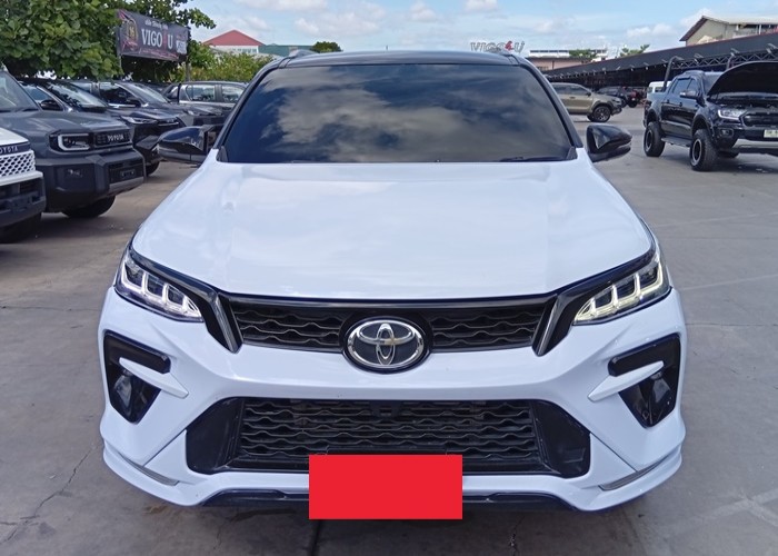 Used 7
                    TOYOTA
                     for Sale Image