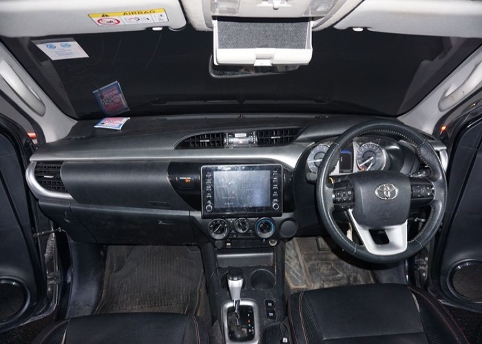 Used 8
                    TOYOTA
                     for Sale Image