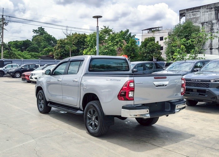 Used 11
                    TOYOTA
                     for Sale Image