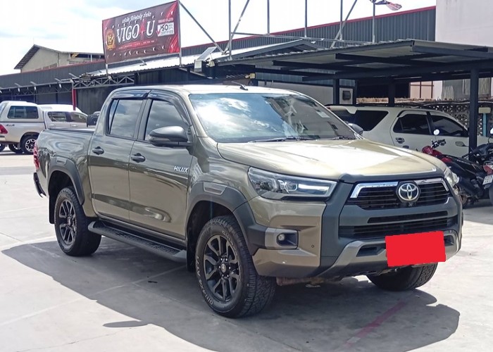 Used 8
                    TOYOTA
                     for Sale Image