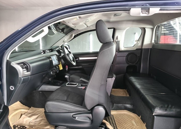 Used 8
                    TOYOTA
                     for Sale Image
