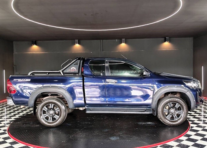 Used 8
                    TOYOTA
                     for Sale Image