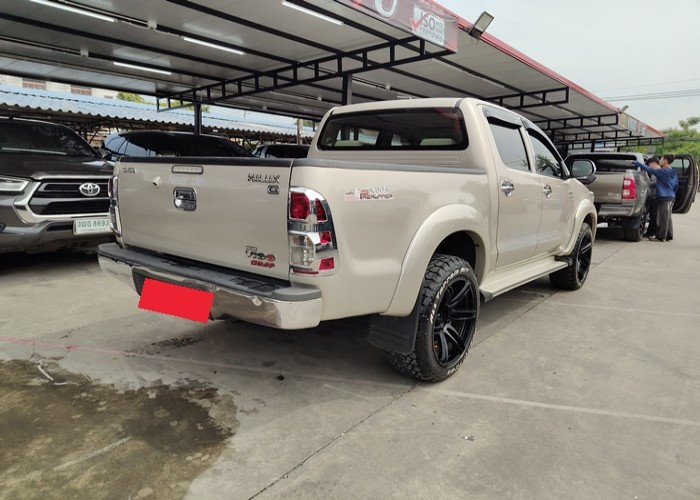 Used 8
                    TOYOTA
                     for Sale Image