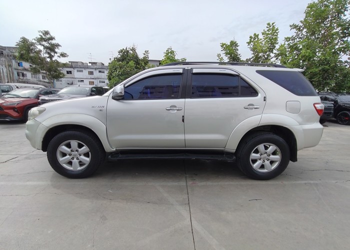 Used 9
                    TOYOTA
                     for Sale Image