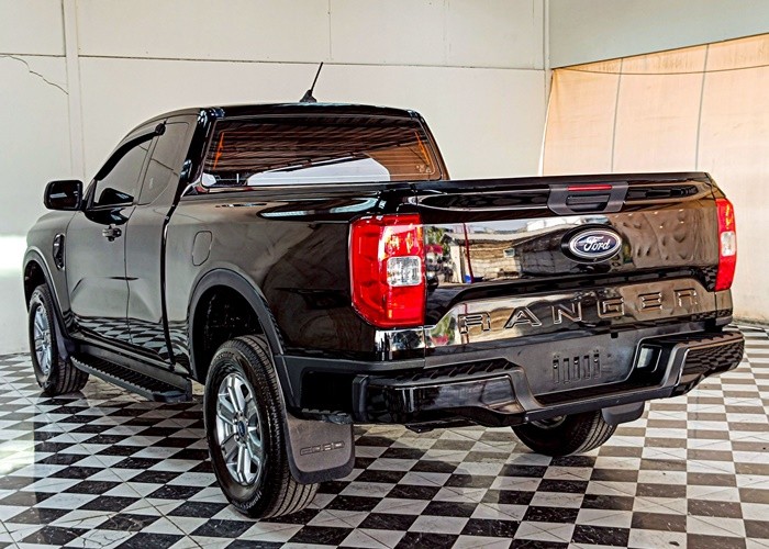 Used 6
                    FORD
                     for Sale Image