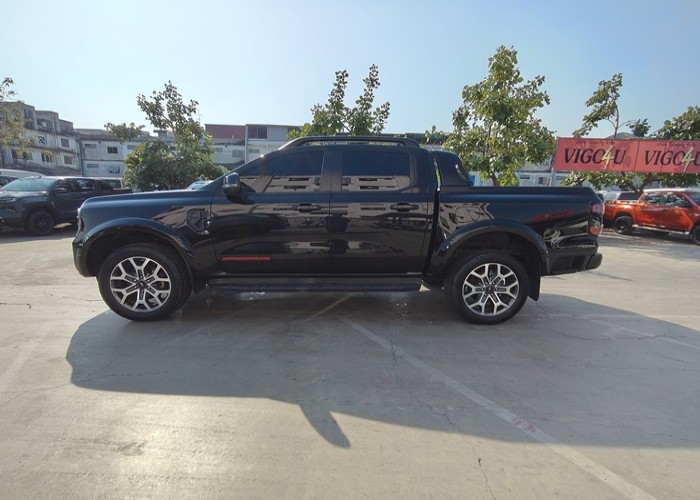 Used 8
                    FORD
                     for Sale Image