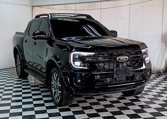 Used 8
                    FORD
                     for Sale Image