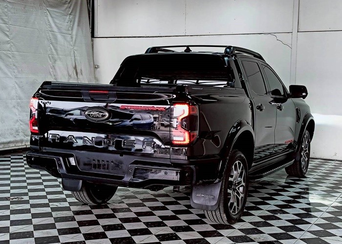 Used 8
                    FORD
                     for Sale Image