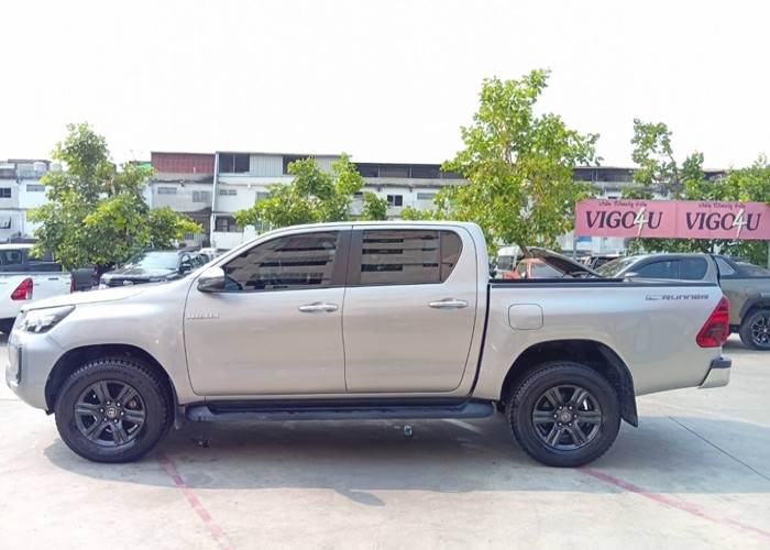 Used 9
                    TOYOTA
                     for Sale Image