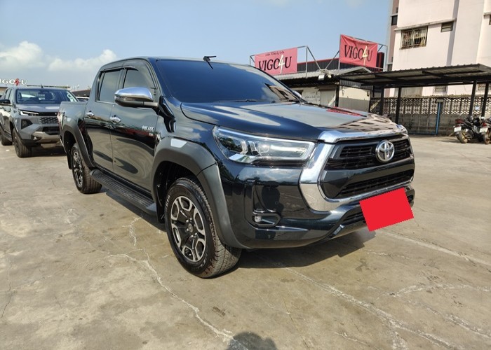 Used 6
                    TOYOTA
                     for Sale Image