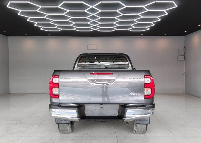 Used 5
                    TOYOTA
                     for Sale Image