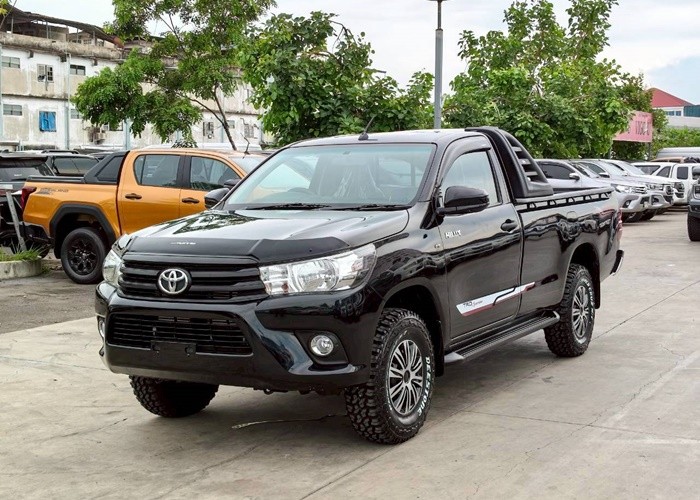 Used 8
                    TOYOTA
                     for Sale Image