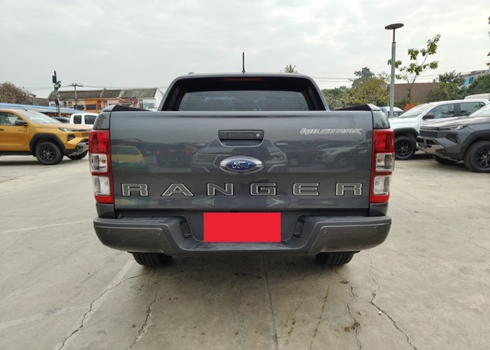 Used 6
                    FORD
                     for Sale Image