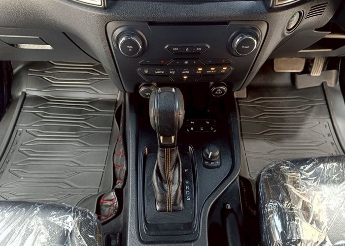 Used 6
                    FORD
                     for Sale Image