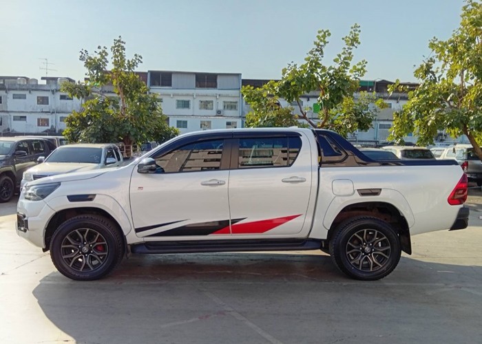 Used 7
                    TOYOTA
                     for Sale Image