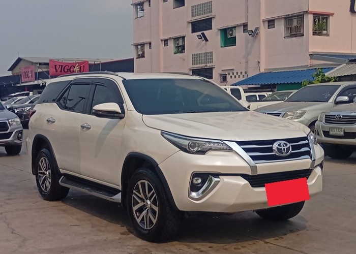 Used 7
                    TOYOTA
                     for Sale Image
