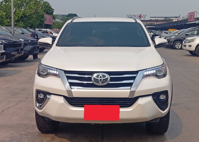 Used 7
                    TOYOTA
                     for Sale Image